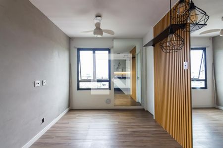 Sala  de apartamento para alugar com 2 quartos, 35m² em Presidente Altino, Osasco