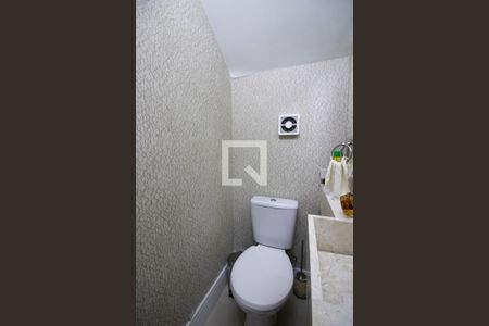 Casa à venda com 189m², 3 quartos e 2 vagasLavabo