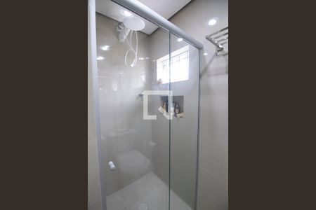 Casa à venda com 189m², 3 quartos e 2 vagasBanheiro do Quarto 1