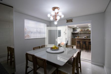 Casa à venda com 189m², 3 quartos e 2 vagasCopa