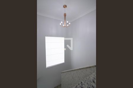 Casa à venda com 189m², 3 quartos e 2 vagasEscada