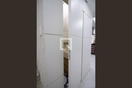 Casa à venda com 189m², 3 quartos e 2 vagasLavabo - Detalhe Porta