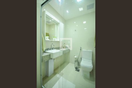 Apartamento à venda com 82m², 2 quartos e 1 vagaBanheiro da Suíte