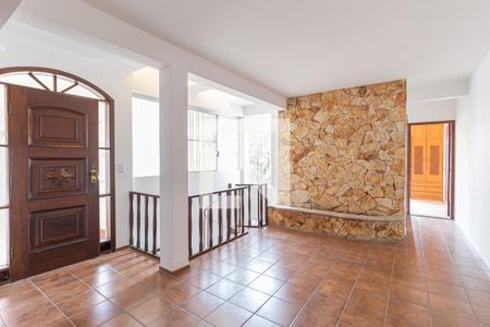 Sala de casa à venda com 3 quartos, 238m² em Vila Osasco, Osasco