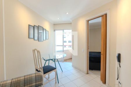 Apartamento para alugar com 25m², 1 quarto e 1 vagaSala