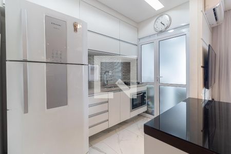 Apartamento à venda com 95m², 2 quartos e 2 vagasCozinha