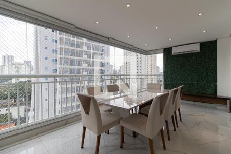 Apartamento à venda com 95m², 2 quartos e 2 vagasVaranda da Sala