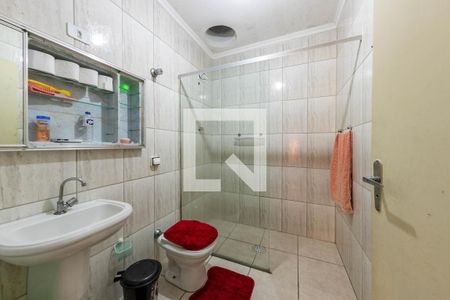 Casa à venda com 325m², 4 quartos e 8 vagasBanheiro 