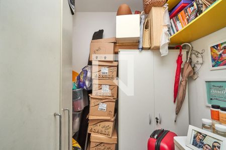 Apartamento à venda com 79m², 2 quartos e 1 vagaQuarto de Serviço