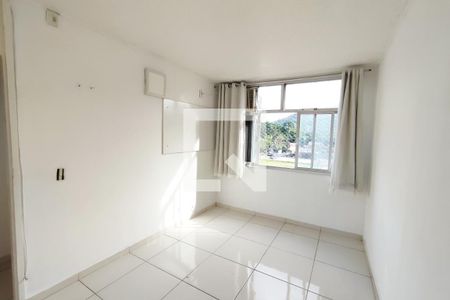 Quarto de apartamento à venda com 1 quarto, 45m² em Taquara, Rio de Janeiro