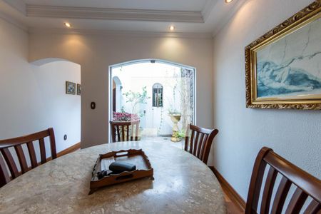 Sala de casa à venda com 3 quartos, 240m² em Jardim Avelino, São Paulo