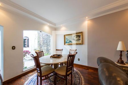 Sala de casa à venda com 3 quartos, 240m² em Jardim Avelino, São Paulo