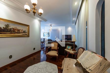 Sala de casa à venda com 3 quartos, 240m² em Jardim Avelino, São Paulo