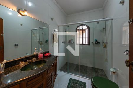 Casa à venda com 240m², 3 quartos e 5 vagasBanheiro