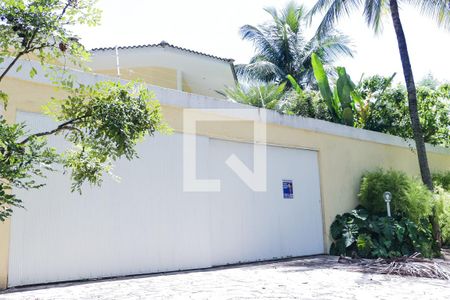 Casa à venda com 500m², 4 quartos e 2 vagasFachada