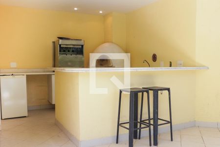 Casa à venda com 500m², 4 quartos e 2 vagas Churrasqueira