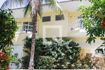 Casa à venda com 500m², 4 quartos e 2 vagasFachada