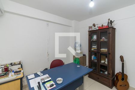 Casa à venda com 250m², 4 quartos e 2 vagasQuarto 2 Suíte