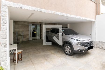 Casa à venda com 250m², 4 quartos e 2 vagasGaragem