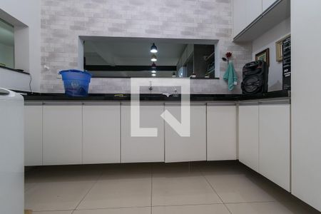 Casa à venda com 250m², 4 quartos e 2 vagasÁrea de Serviço - Armários