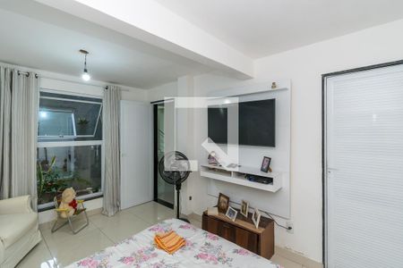 Casa à venda com 250m², 4 quartos e 2 vagasQuarto 1 Suíte