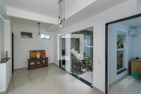 Casa à venda com 250m², 4 quartos e 2 vagasHall dos quartos