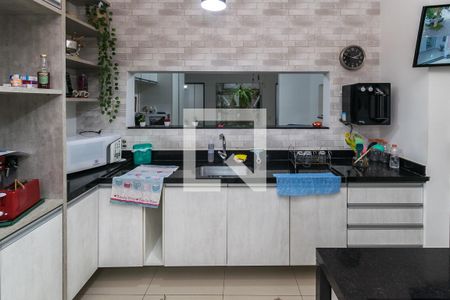 Casa à venda com 250m², 4 quartos e 2 vagasCozinha