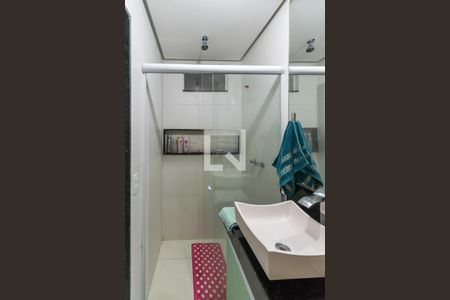 Casa à venda com 250m², 4 quartos e 2 vagasBanheiro da Suíte 1