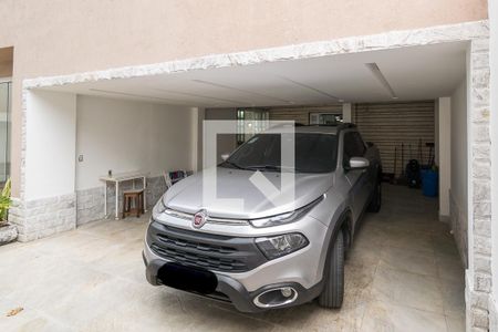 Casa à venda com 250m², 4 quartos e 2 vagasGaragem