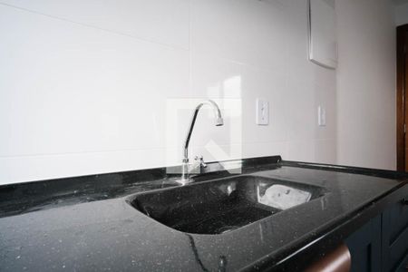 Cozinha de apartamento para alugar com 2 quartos, 40m² em Vila Guilhermina, São Paulo