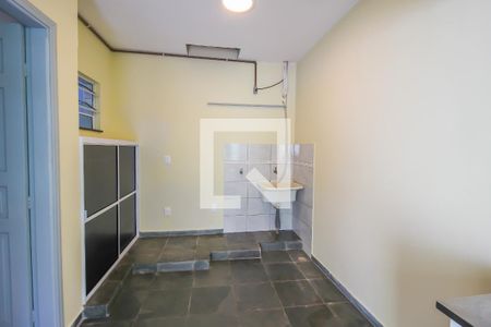 Casa à venda com 152m², 2 quartos e 1 vagaÁrea de Serviço