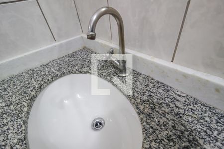 Casa à venda com 152m², 2 quartos e 1 vagaBanheiro