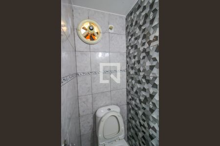 Casa à venda com 152m², 2 quartos e 1 vagaLavabo