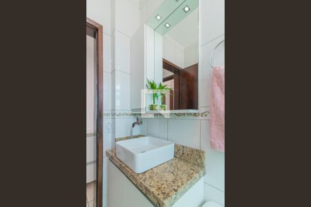 Banheiro de apartamento para alugar com 1 quarto, 45m² em Jardim Botânico, Porto Alegre