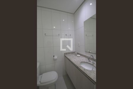 Banheiro da Suíte de apartamento para alugar com 1 quarto, 52m² em Parque Campolim, Sorocaba