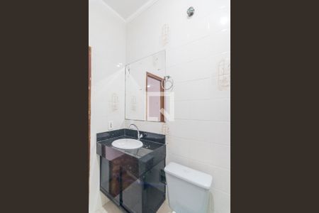 Banheiro de casa para alugar com 1 quarto, 70m² em Vila Luzita, Santo André