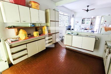 Casa à venda com 139m², 3 quartos e 3 vagasCozinha