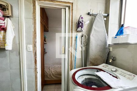 Apartamento à venda com 79m², 3 quartos e 1 vagaÁrea de Serviço