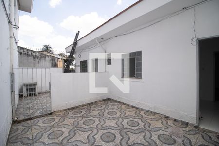Casa para alugar com 52m², 1 quarto e sem vagaQuintal