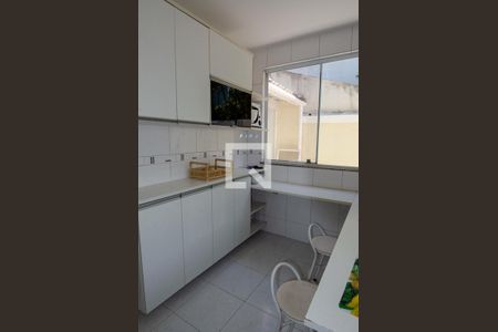 Casa de condomínio para alugar com 250m², 5 quartos e 3 vagas Casa de condomínio para alugar com 250m², 5 quartos e 3 vagasCozinha