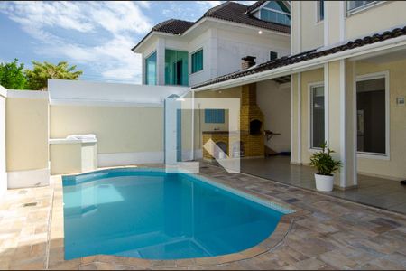 Casa de condomínio para alugar com 250m², 5 quartos e 3 vagas Casa de condomínio para alugar com 250m², 5 quartos e 3 vagasÁrea comum