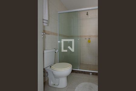 Casa de condomínio para alugar com 250m², 5 quartos e 3 vagas Casa de condomínio para alugar com 250m², 5 quartos e 3 vagasBanheiro