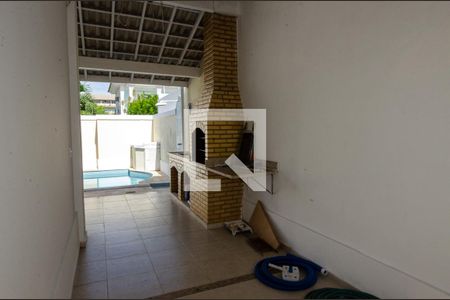 Casa de condomínio para alugar com 250m², 5 quartos e 3 vagas Casa de condomínio para alugar com 250m², 5 quartos e 3 vagasÁrea comum