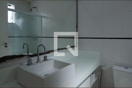 Casa de condomínio para alugar com 250m², 5 quartos e 3 vagas Casa de condomínio para alugar com 250m², 5 quartos e 3 vagasBanheiro