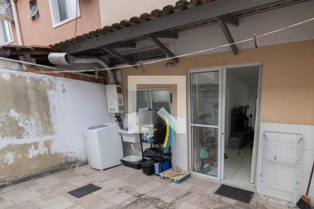 Casa de condomínio à venda com 86m², 3 quartos e 1 vaga Casa de condomínio à venda com 86m², 3 quartos e 1 vagaQuintal e Área de Serviço