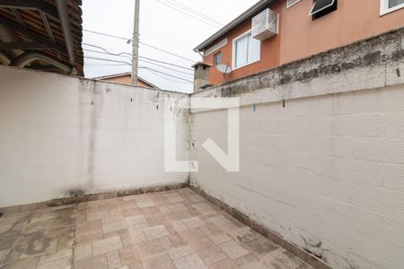 Casa de condomínio à venda com 86m², 3 quartos e 1 vaga Casa de condomínio à venda com 86m², 3 quartos e 1 vagaQuintal e Área de Serviço