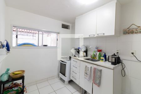 Casa de condomínio à venda com 86m², 3 quartos e 1 vaga Casa de condomínio à venda com 86m², 3 quartos e 1 vagaCozinha