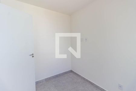 Quarto 1 de apartamento para alugar com 2 quartos, 39m² em Vila Butantã, São Paulo