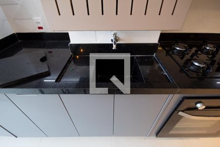 Sala e cozinha de apartamento à venda com 2 quartos, 50m² em Centro, Osasco