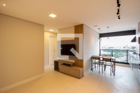 Sala e cozinha de apartamento à venda com 2 quartos, 50m² em Centro, Osasco